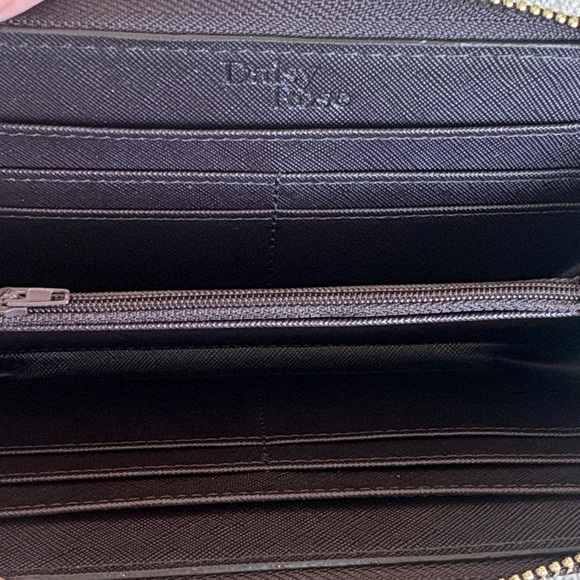 Daisy Rose Brown Wallet with Gold Zipper - Picture 3 of 3